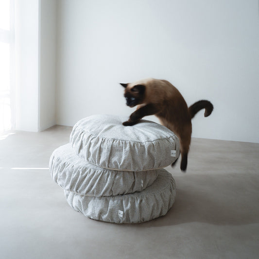 Pouf Cat Bed【ピンチェック/White】