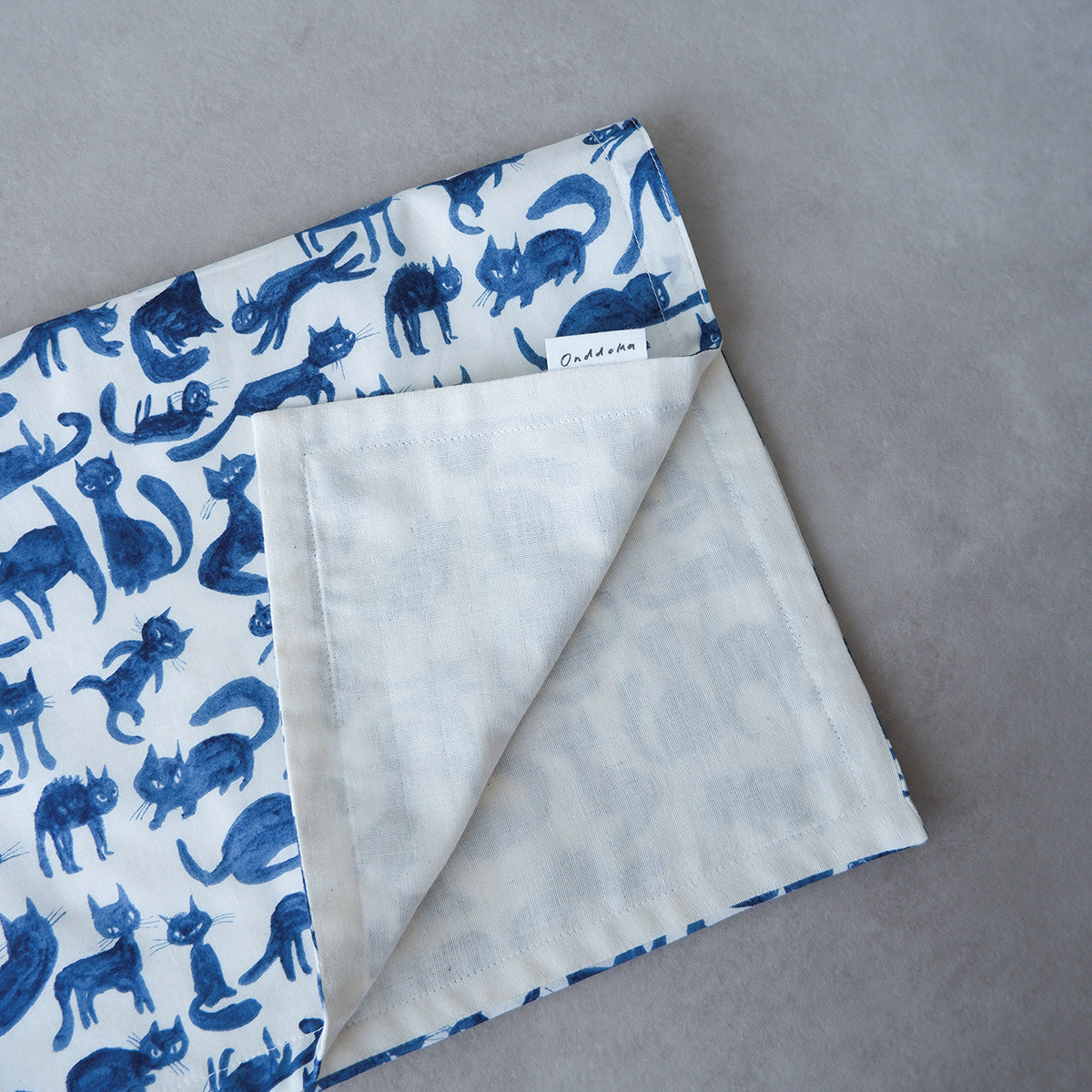 7/31発売〉Fabric Blanket（ファブリックブランケット）【Cheeky Cat