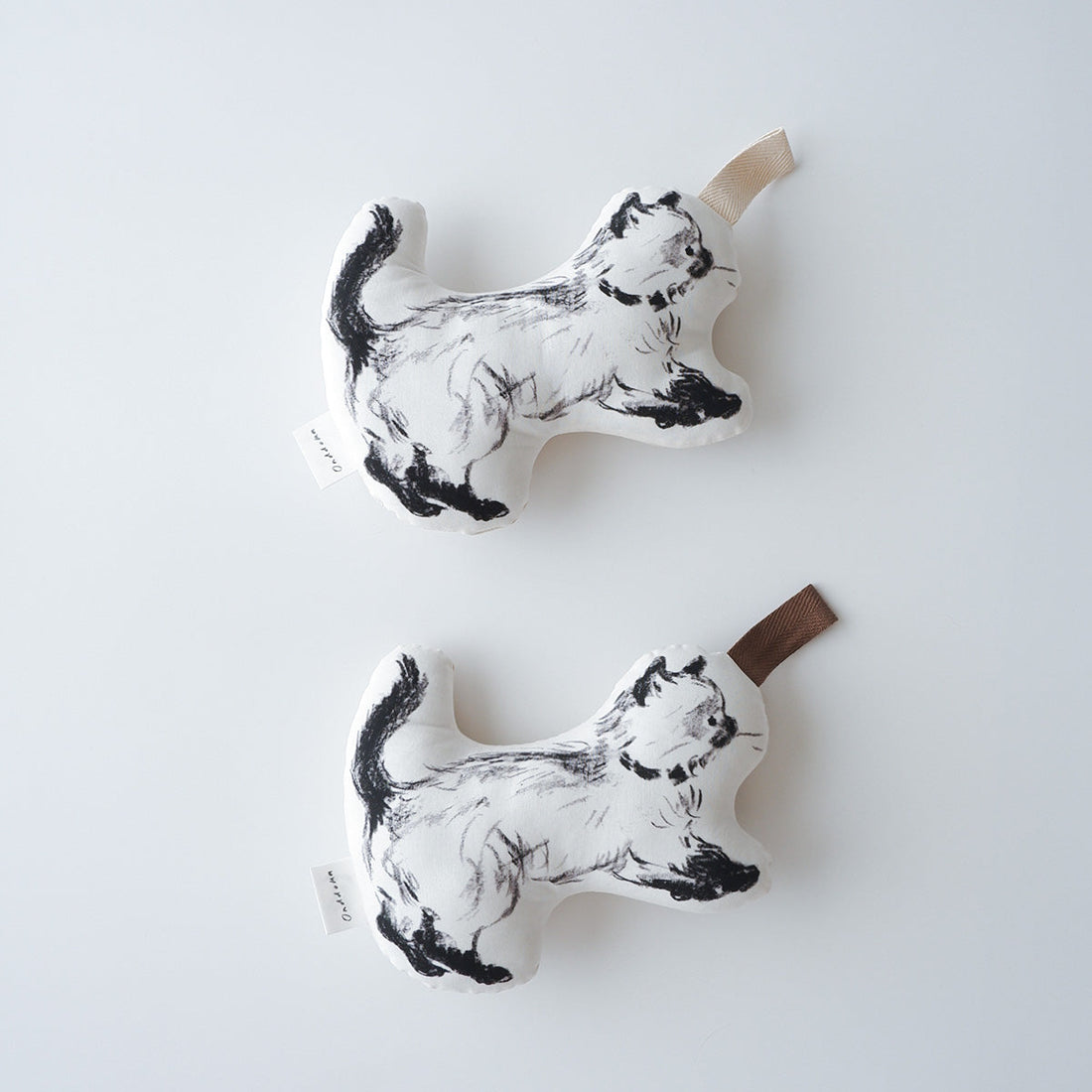 【2026.4.15 Wed.】けりけりまくら「キャットニップなし」タイプが新発売！