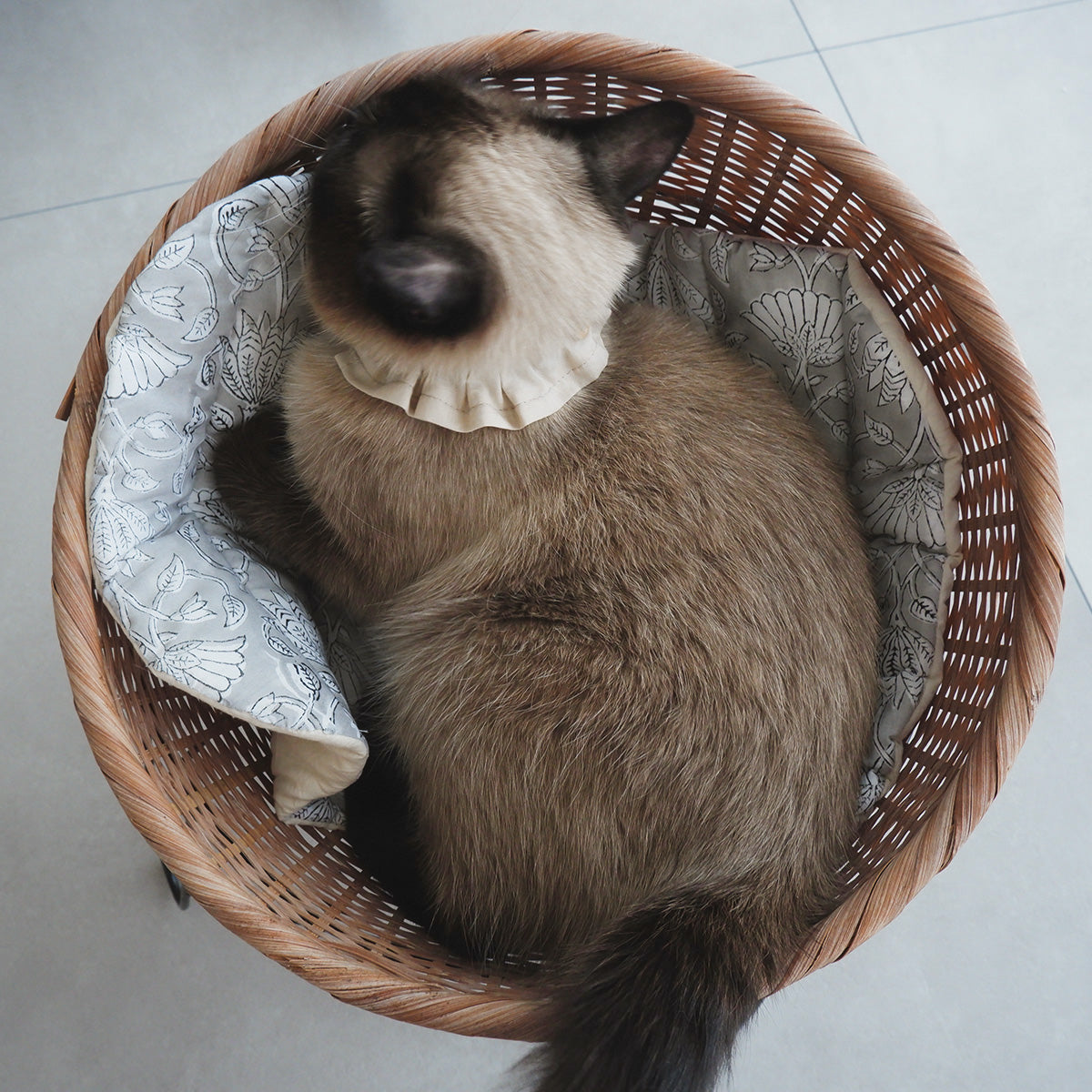 猫のための除湿マット【ハンドブロックプリント/ Gray】