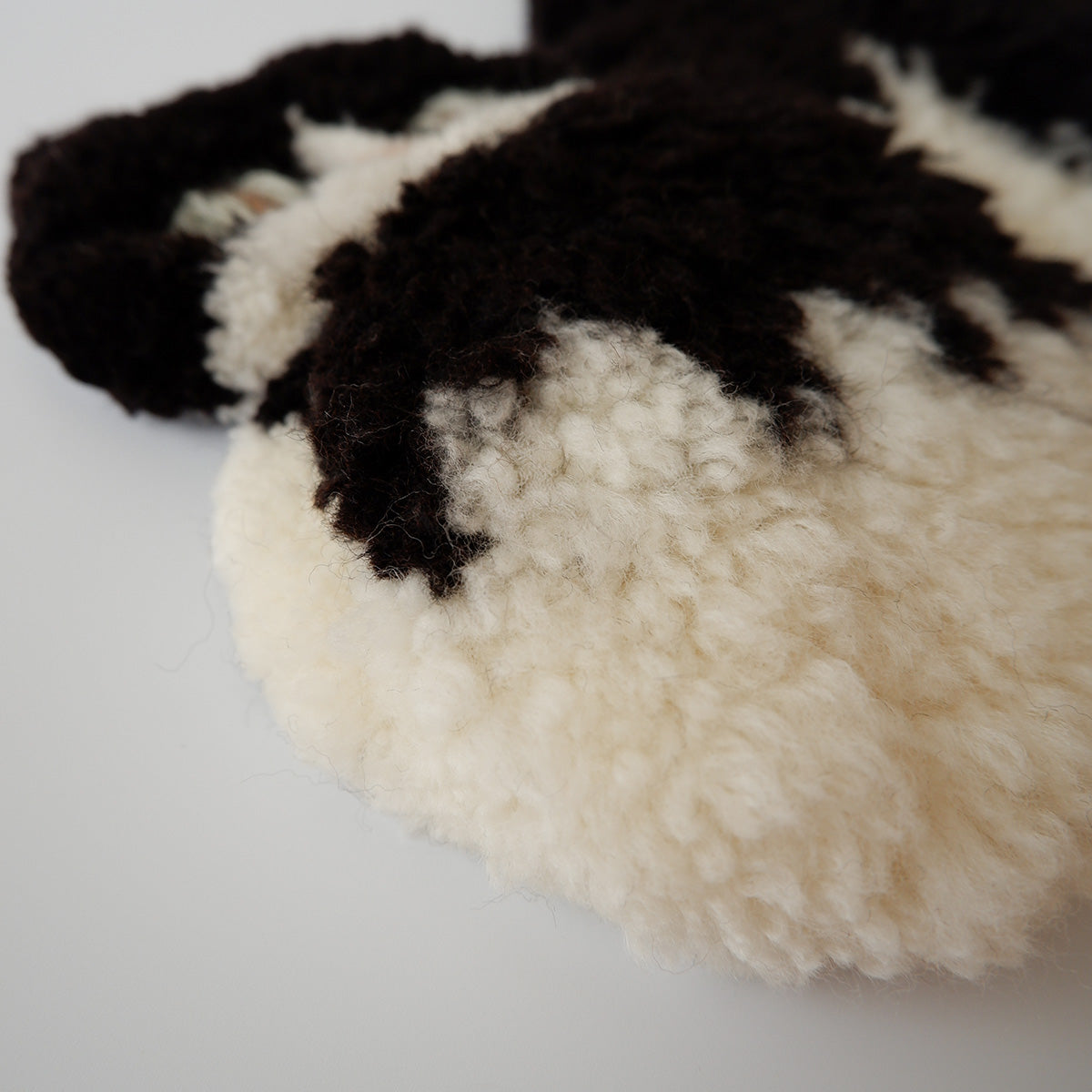 〈Atelier Somi〉Animal Mini Rug【ハチワレねこ】