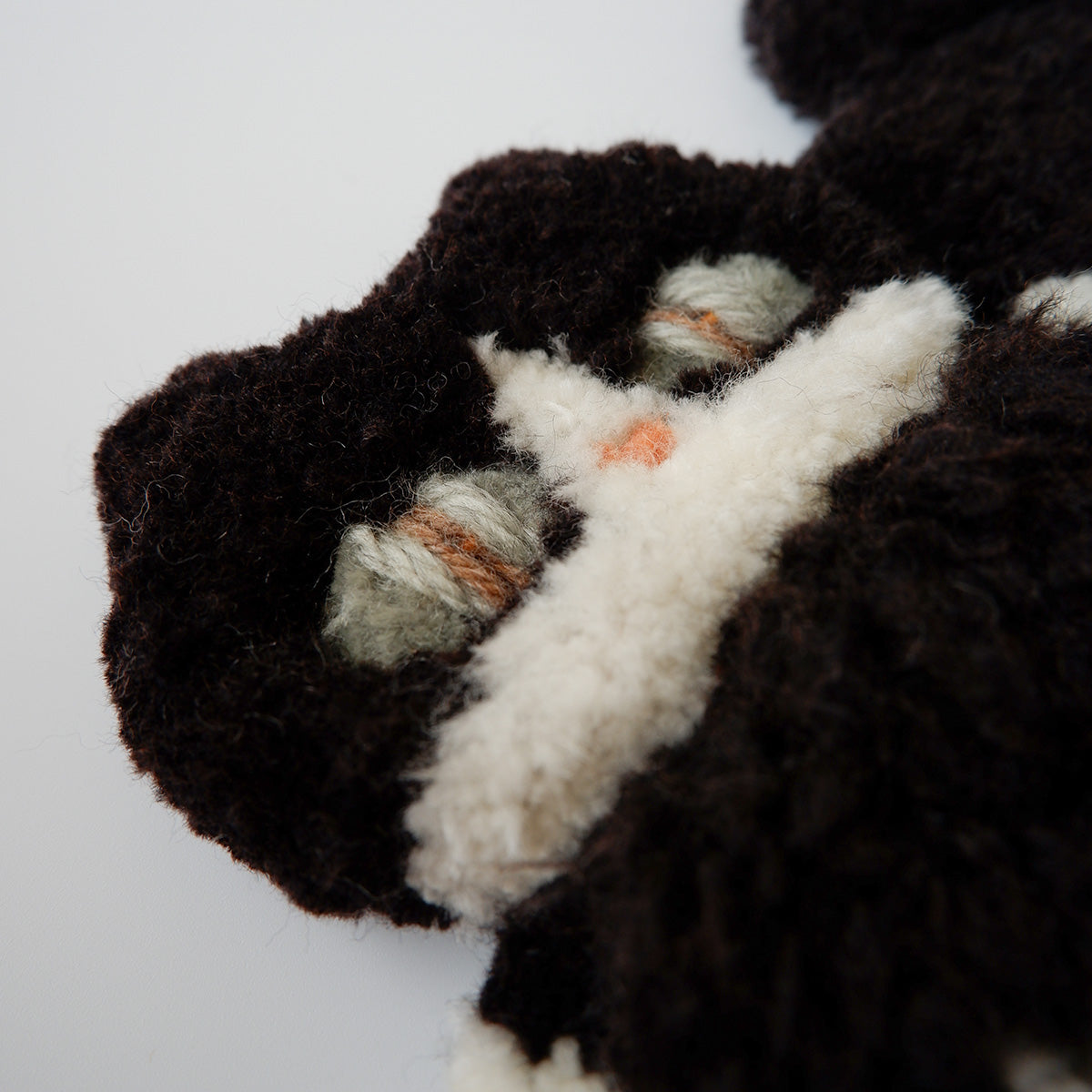 〈Atelier Somi〉Animal Mini Rug【ハチワレねこ】