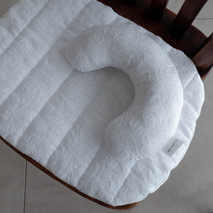 猫のための除湿マット【Embroidery white】