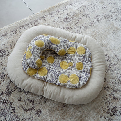 猫のための除湿マット【Embroidery white】