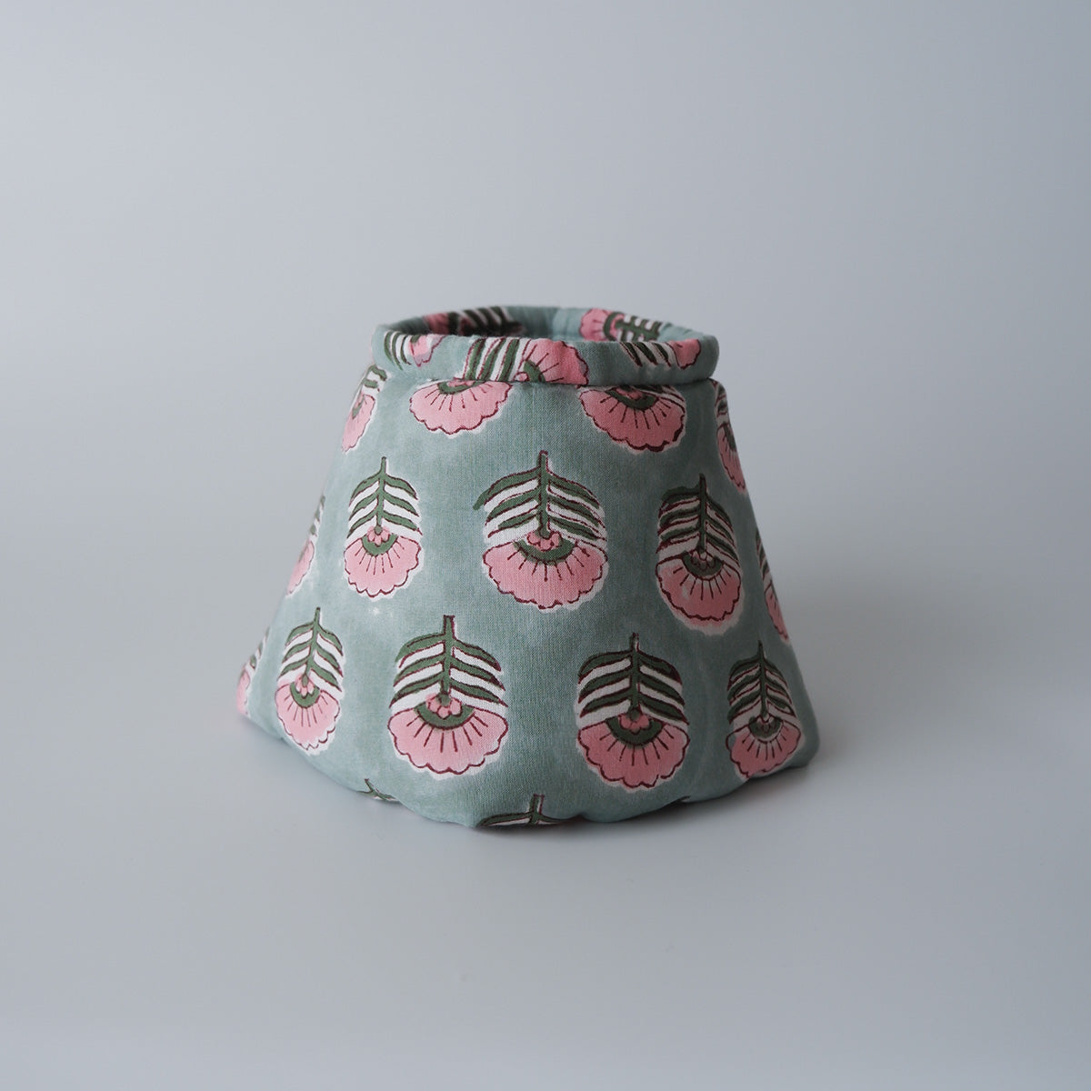 고양이의 부드러운 엘리자베스 컬러 [키나리 플라워]