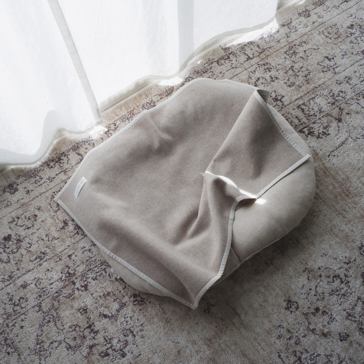 Wool Cat Blanket (ウールキャットブランケット)【Melange Greige】