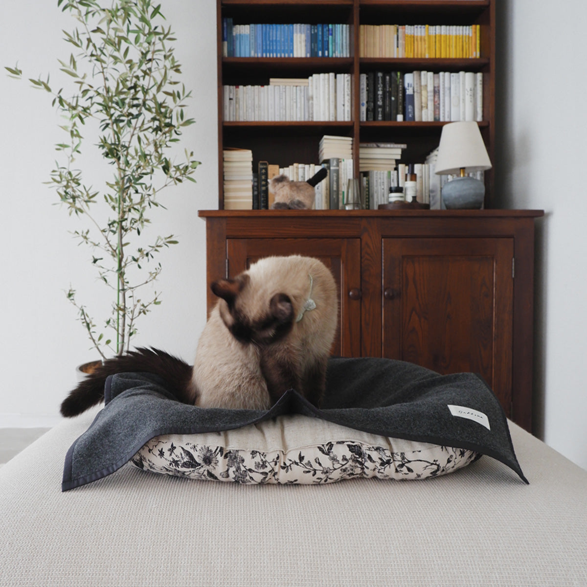 Wool Cat Blanket (ウールキャットブランケット)【Melange Gray】
