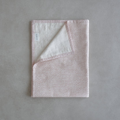 &lt;Cool feeling&gt; Fabric blanket (Ivory sucker)