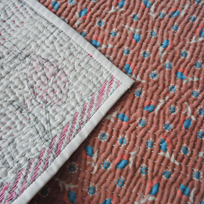 Vintage kantha kilt 멀티 매트【Blue-A】