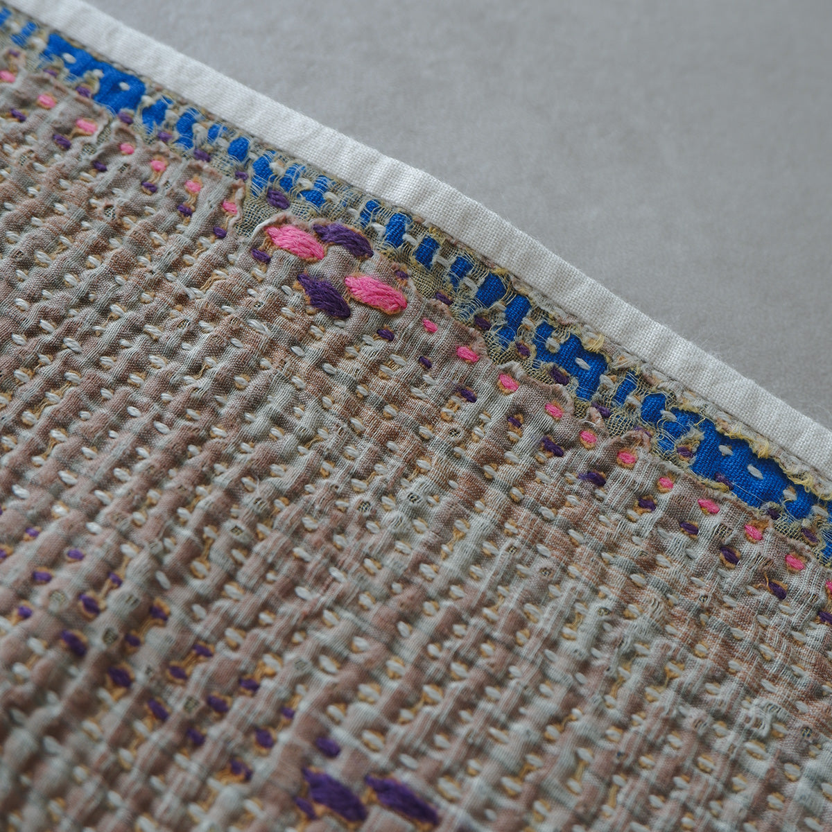 Vintage kantha quilt マルチマット【Beige×Blue-A】