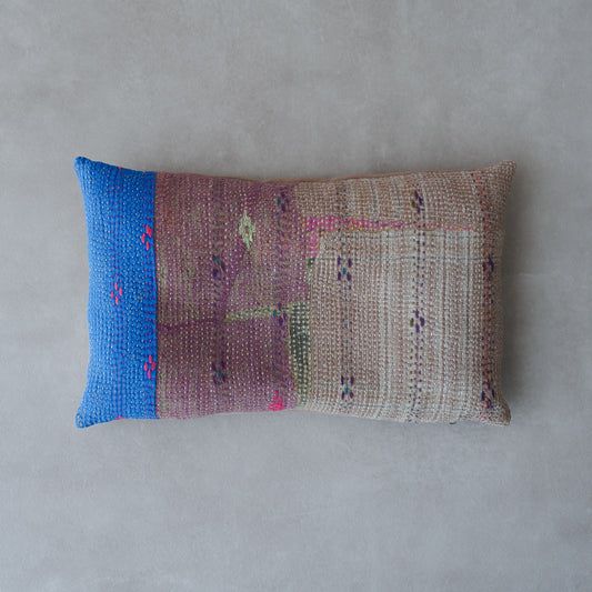 Vintage kantha quilt 猫にフィットするクッション【Beige×Blue-A】