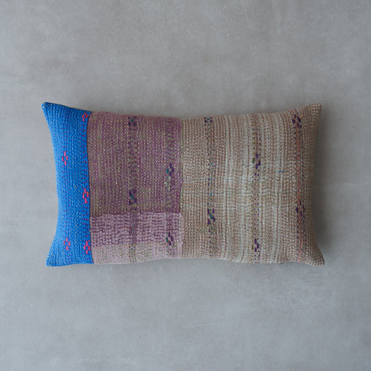 Vintage kantha quilt 猫にフィットするクッション【Beige×Blue-B】