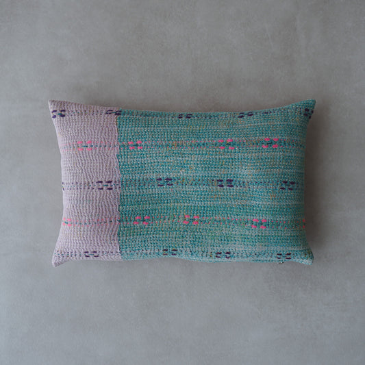 Vintage kantha quilt 猫にフィットするクッション【Green×Pink-A】