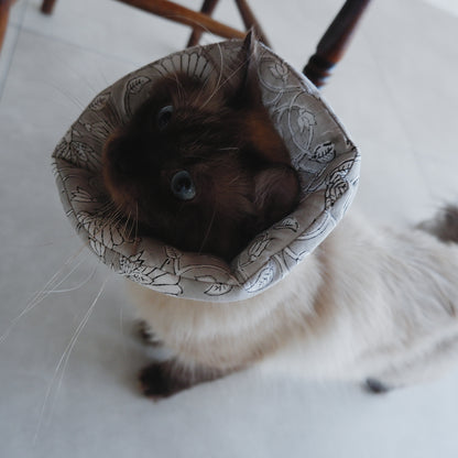 猫のやわらかエリザベスカラー【ハンドブロックプリント/Beige×Pink】