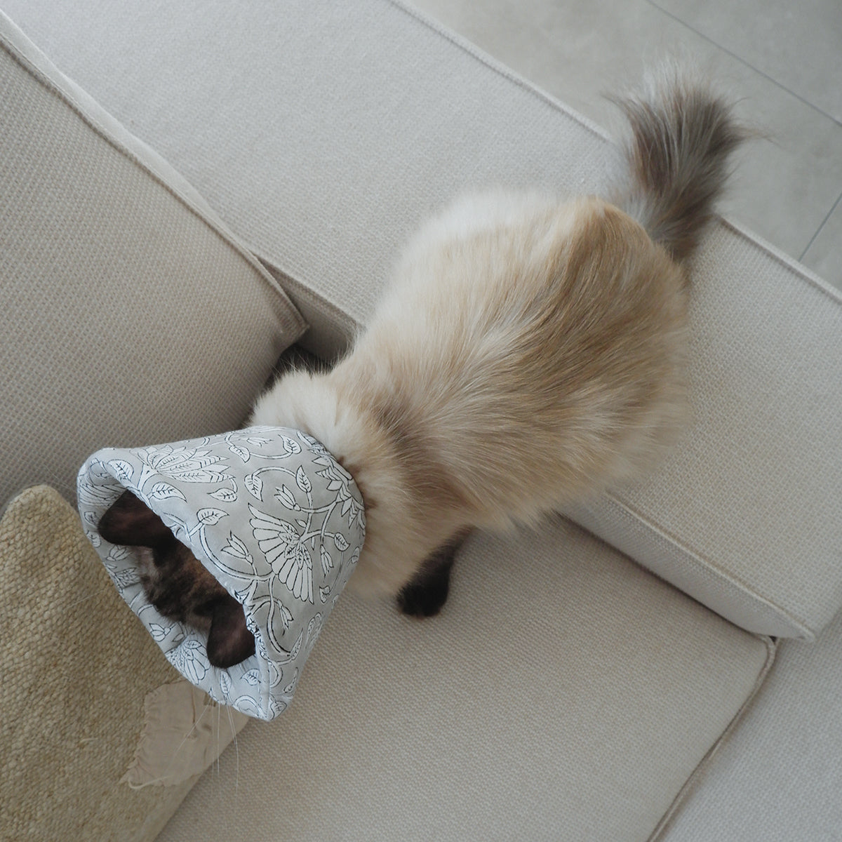 猫のやわらかエリザベスカラー【ハンドブロックプリント/Beige×Pink】