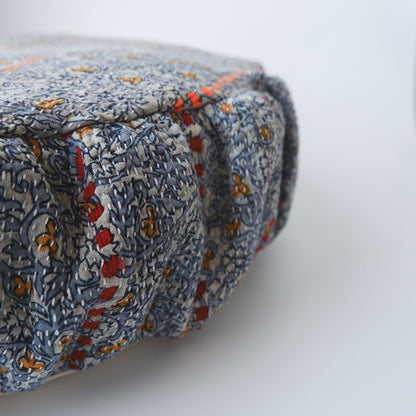 〈Vintage kantha quilt〉Pouf Cat Bed【Blue Flower-A】