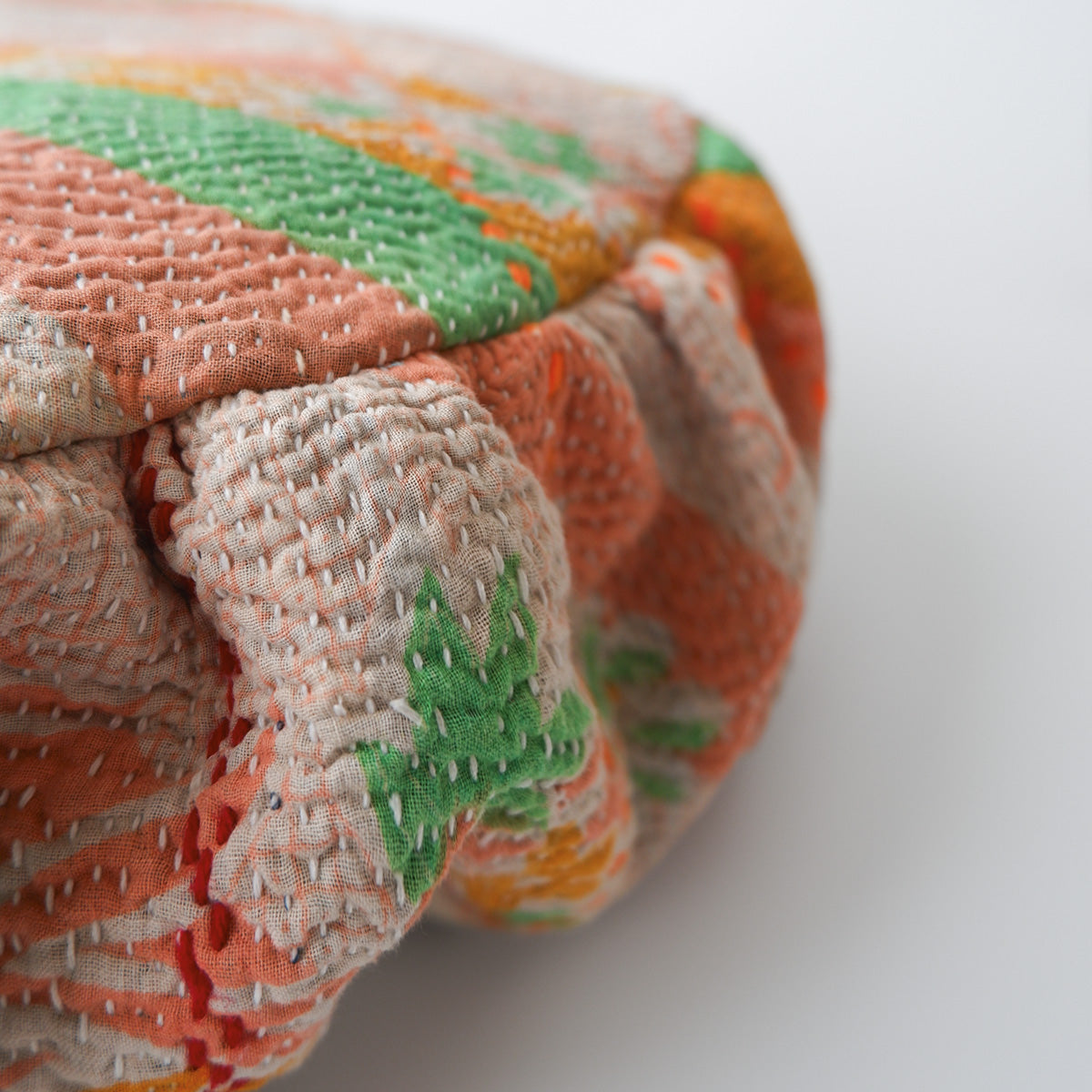 〈Vintage kantha quilt〉Pouf Cat Bed【Blue Flower-C】