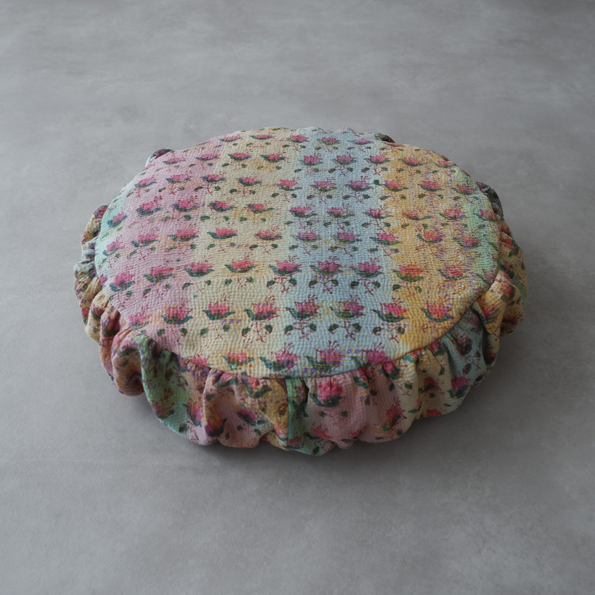 〈Vintage kantha quilt〉Pouf Cat Bed【Block Print-F】