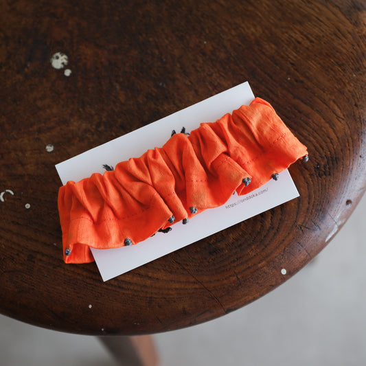 フレンチノット刺繍のフリル首輪【Orange/MW】