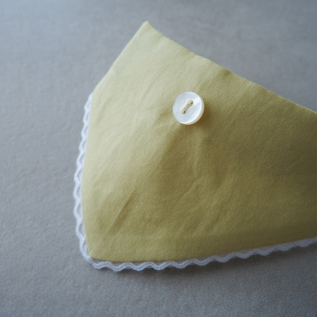 猫にやさしいスタイカラー【Trim Lace/カナリーイエロー】