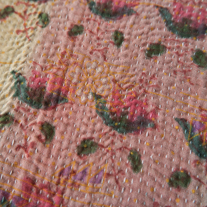 〈Vintage kantha quilt〉フードマット【Block Print-A】