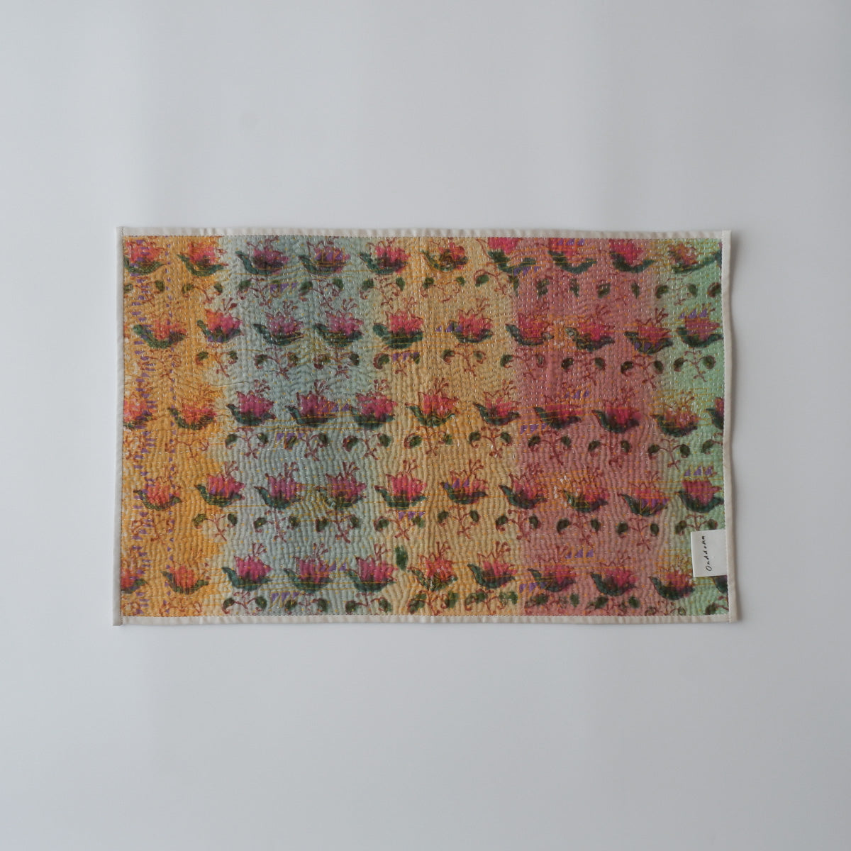 〈Vintage kantha quilt〉フードマット【Block Print-C】