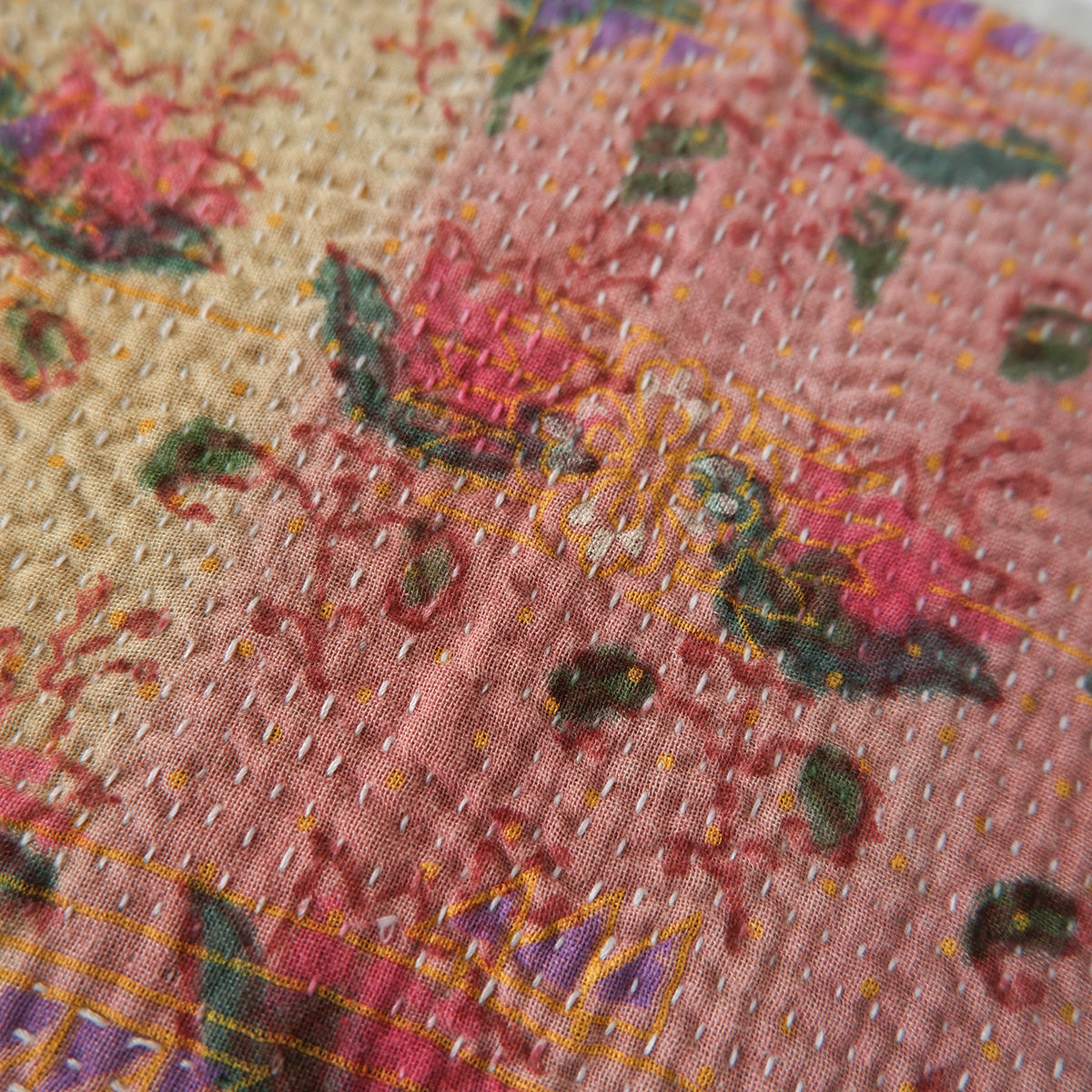 〈Vintage kantha quilt〉フードマット【Block Print-C】