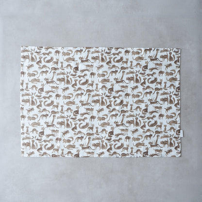 〈7/31発売〉Fabric Blanket（ファブリックブランケット）【Cheeky Cat/Beige】