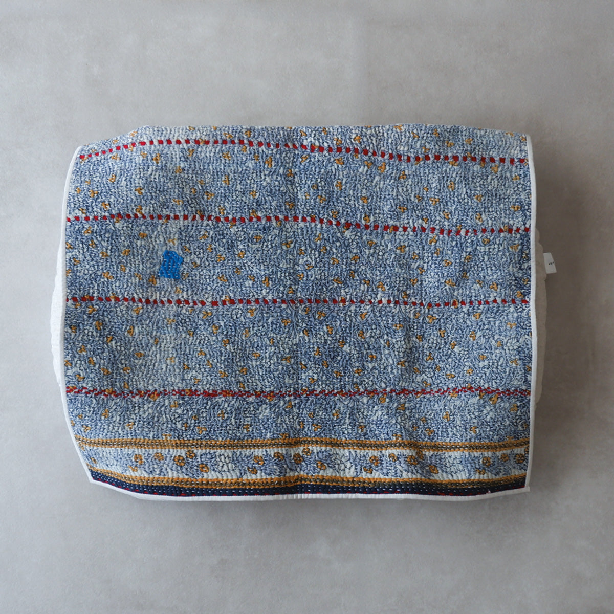 〈Vintage kantha quilt〉マルチマット【Blue Flower-J】