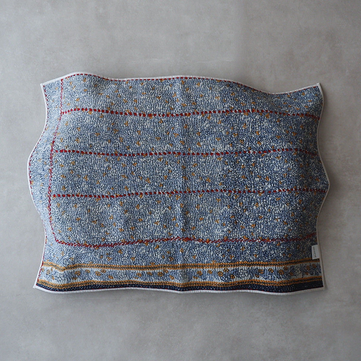 〈Vintage kantha quilt〉マルチマット【Blue Flower-K】