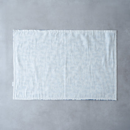 〈7/31発売〉Fabric Blanket（ファブリックブランケット）【Cheeky Cat/Blue】
