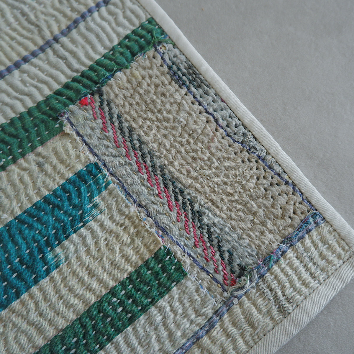 Vintage kantha kilt 멀티 매트【Green-A】