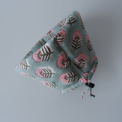 고양이의 부드러운 엘리자베스 컬러 [키나리 플라워]