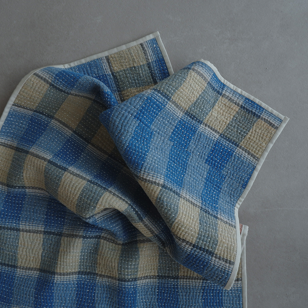Vintage kantha kilt 멀티 매트【Blue-A】