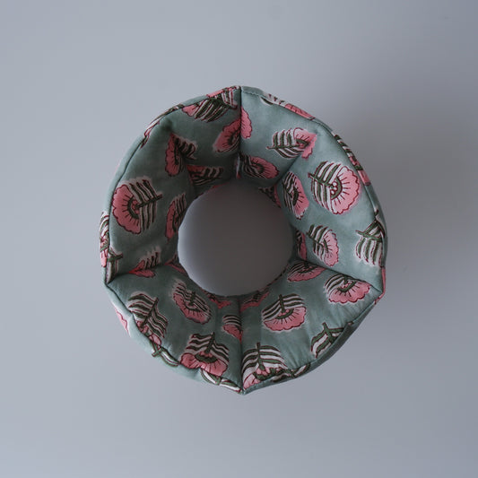 고양이의 부드러운 엘리자베스 컬러 [키나리 플라워]