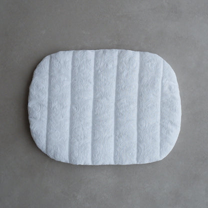 猫のための除湿マット【Embroidery white】