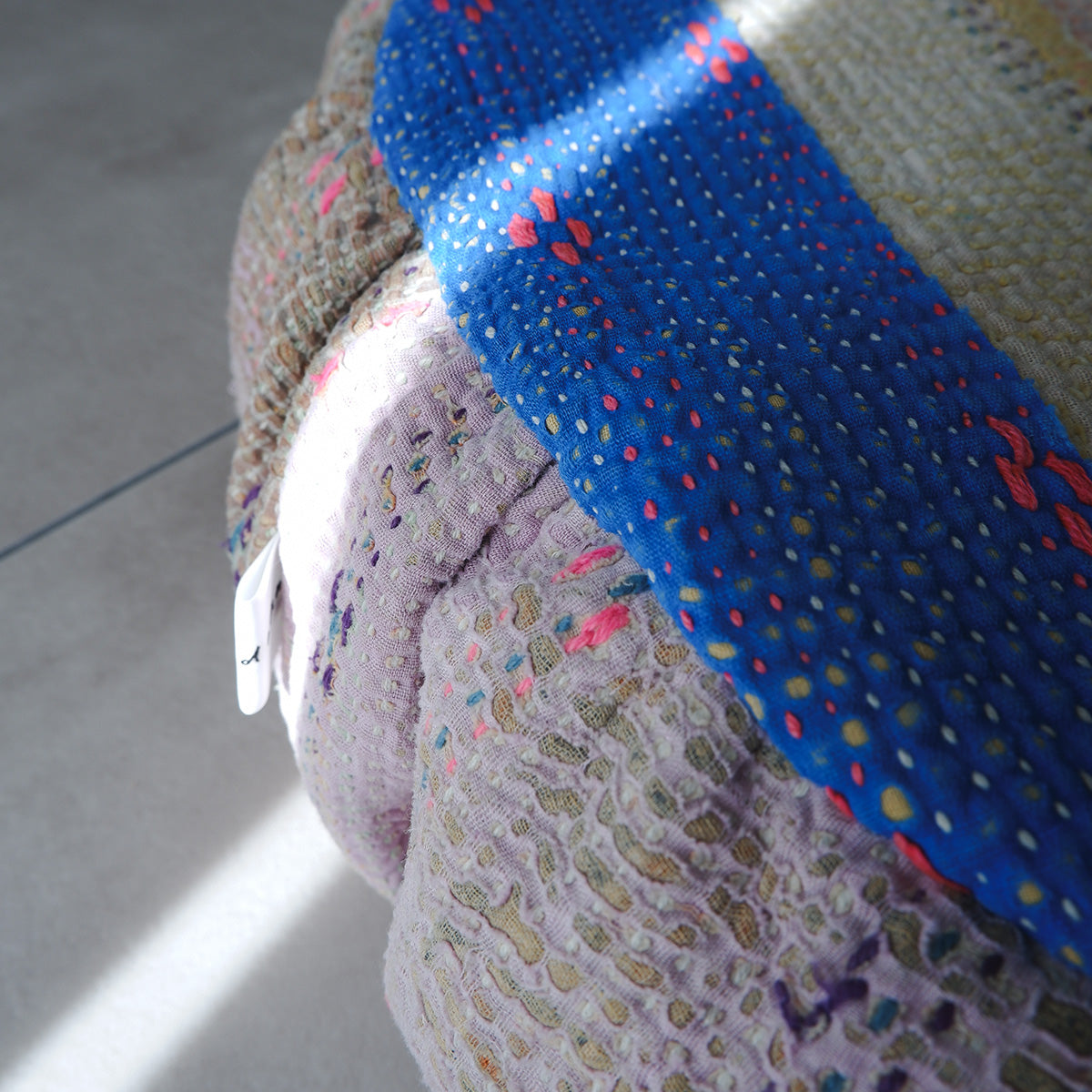 〈Vintage kantha kilt〉Pouf Cat Bed【ベージュA】