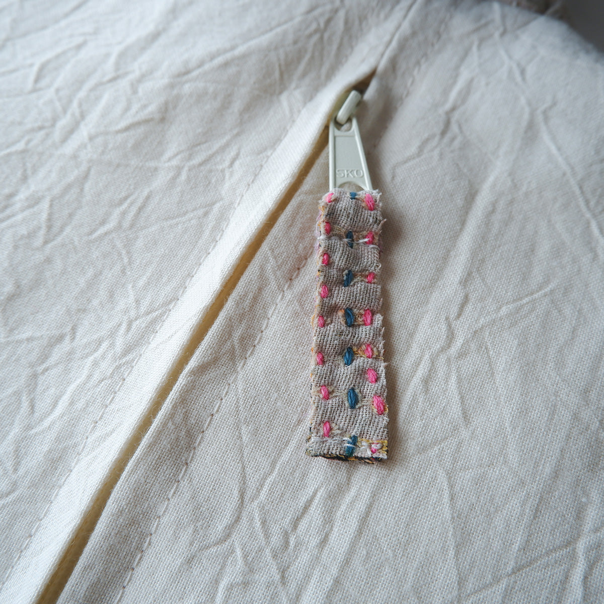 〈Vintage kantha kilt〉Pouf Cat Bed【ベージュB】