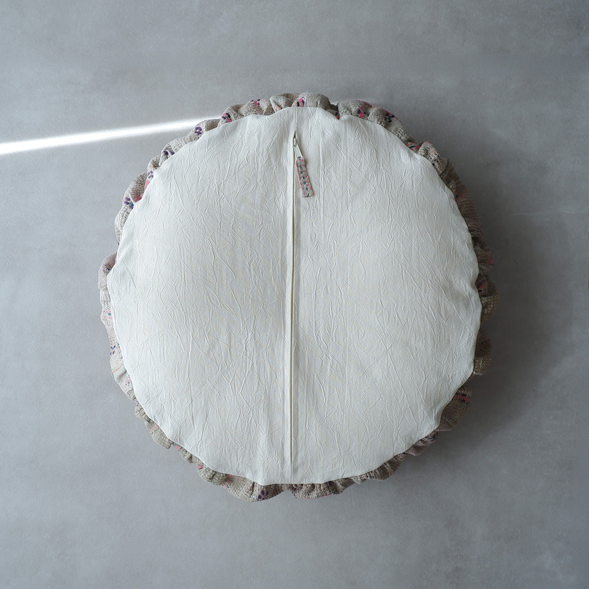 〈Vintage kantha kilt〉Pouf Cat Bed【ベージュB】