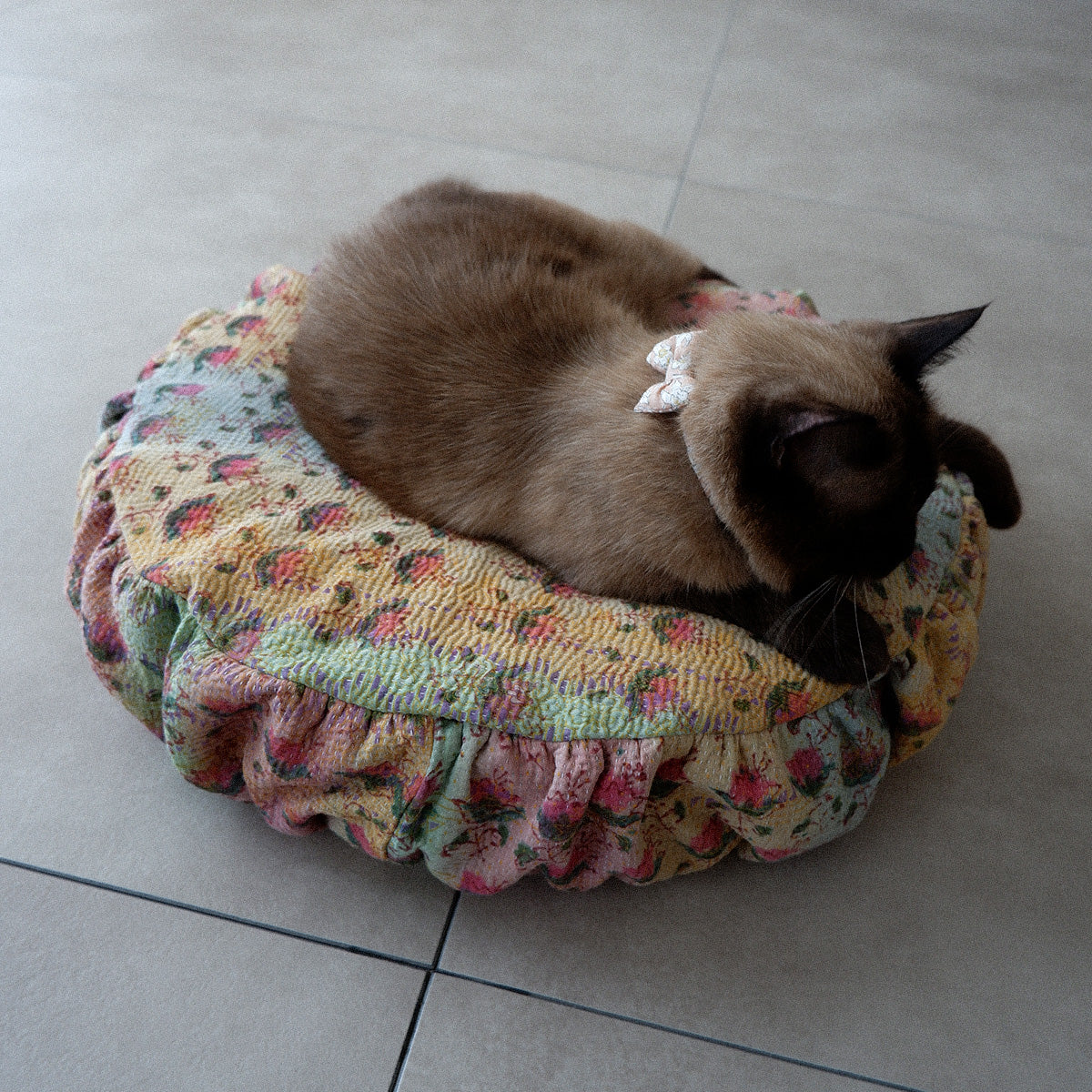 〈Vintage kantha quilt〉Pouf Cat Bed【Block Print-G】