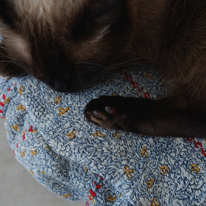 〈Vintage kantha quilt〉Pouf Cat Bed【Blue Flower-A】