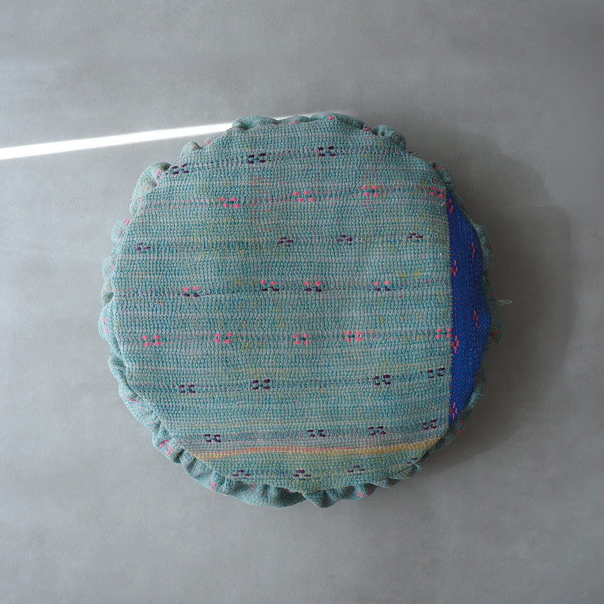 〈Vintage kantha kilt〉Pouf Cat Bed【グリーンA】