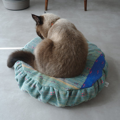 〈Vintage kantha kilt〉Pouf Cat Bed【グリーンA】