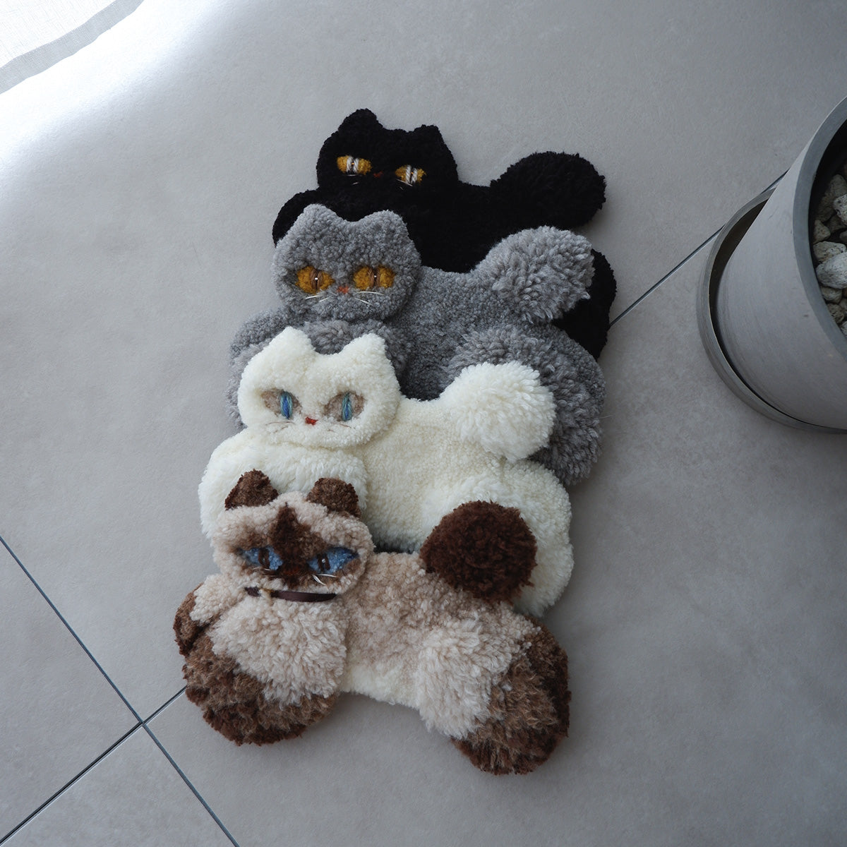 〈Atelier Somi〉Animal Mini Rug【ハチワレねこ】