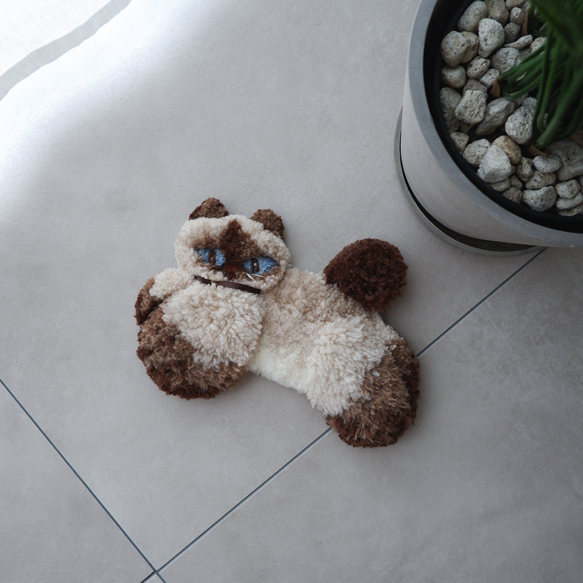 〈Atelier Somi×Onddoka〉Animal Mini Rug【Siam Cat】
