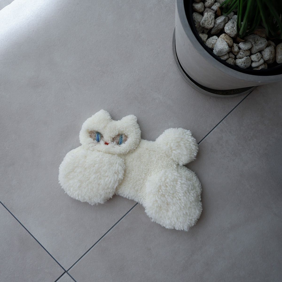 〈Atelier Somi〉Animal Mini Rug【しろねこ】